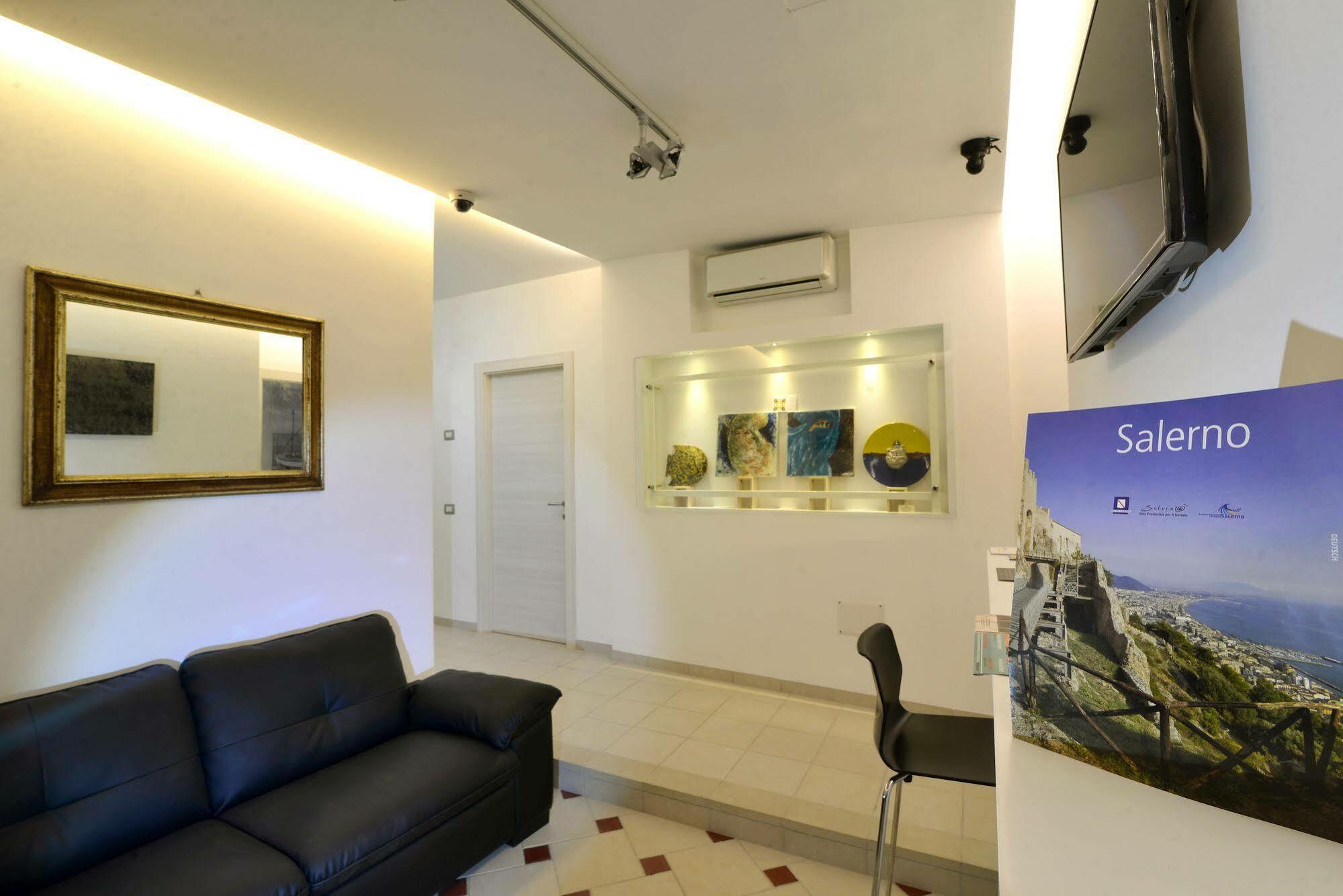 Santi E Saraceni Rooms Салерно Екстер'єр фото